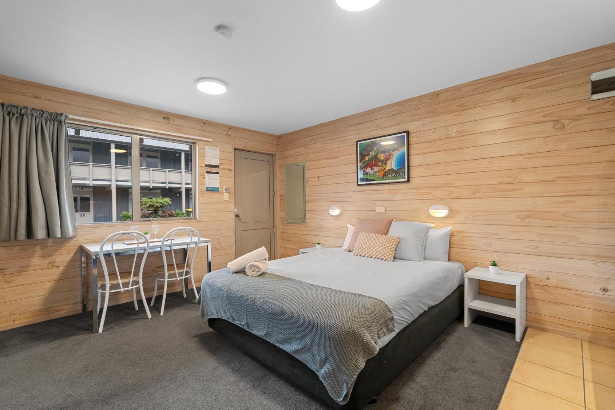 Tasman Holiday Parks - Christchurch Dış mekan fotoğraf A studio apartment in New Zealand