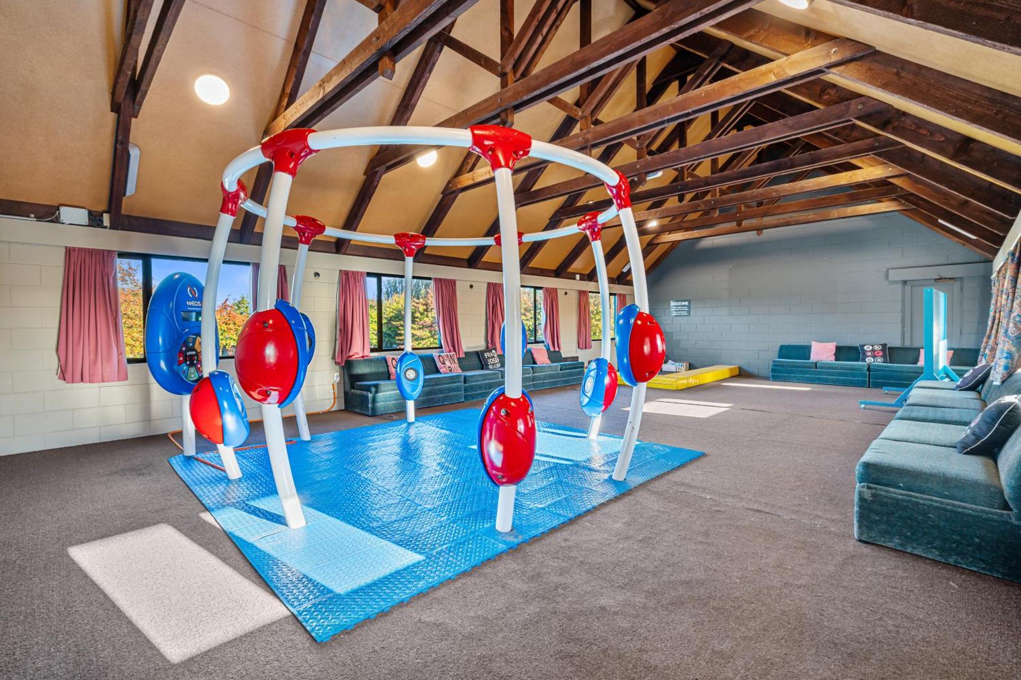 Tasman Holiday Parks - Christchurch Dış mekan fotoğraf The Children's Hospital of Philadelphia